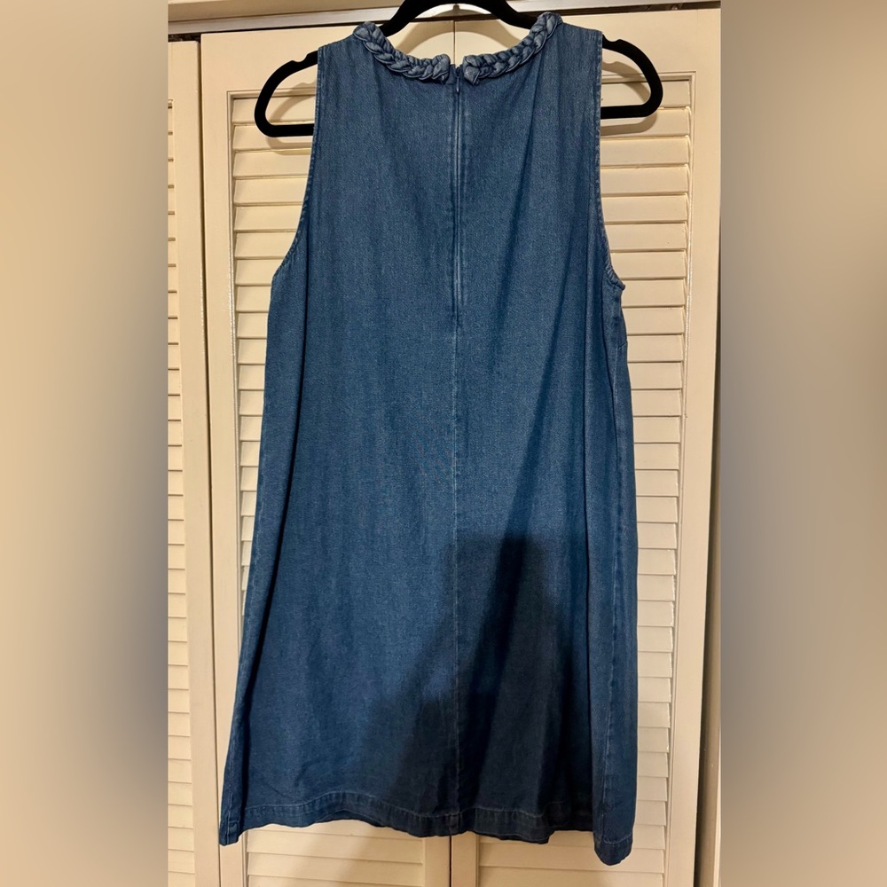 Entro Sleeveless Blue Denim Mini Dress with Decorative Gold Buttons - Picture 8 of 10